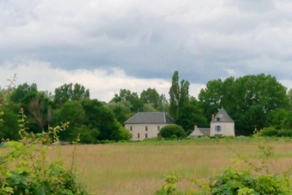 Tour De Bablou - Insolite Allouis Exterior foto